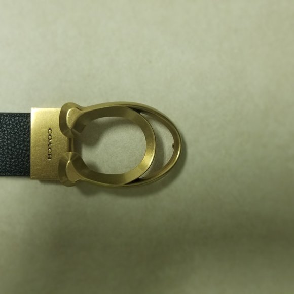 Coach belt